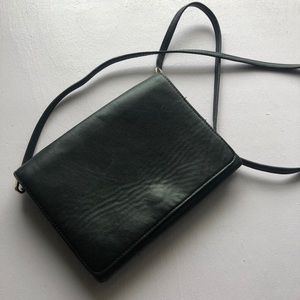 Casual two-pocket crossbody